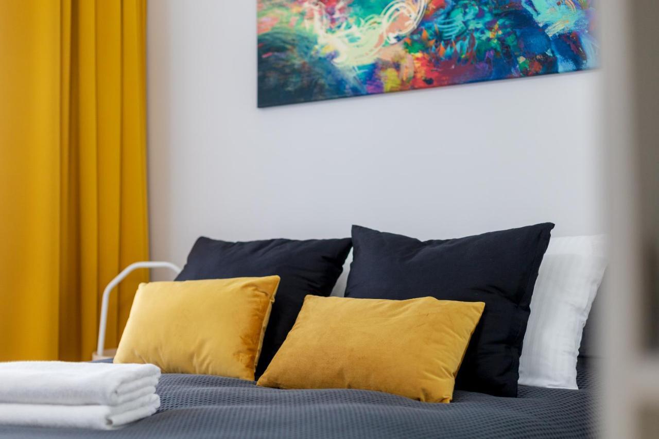 Yellow Sunset Studio Apartment Warsaw Ngoại thất bức ảnh