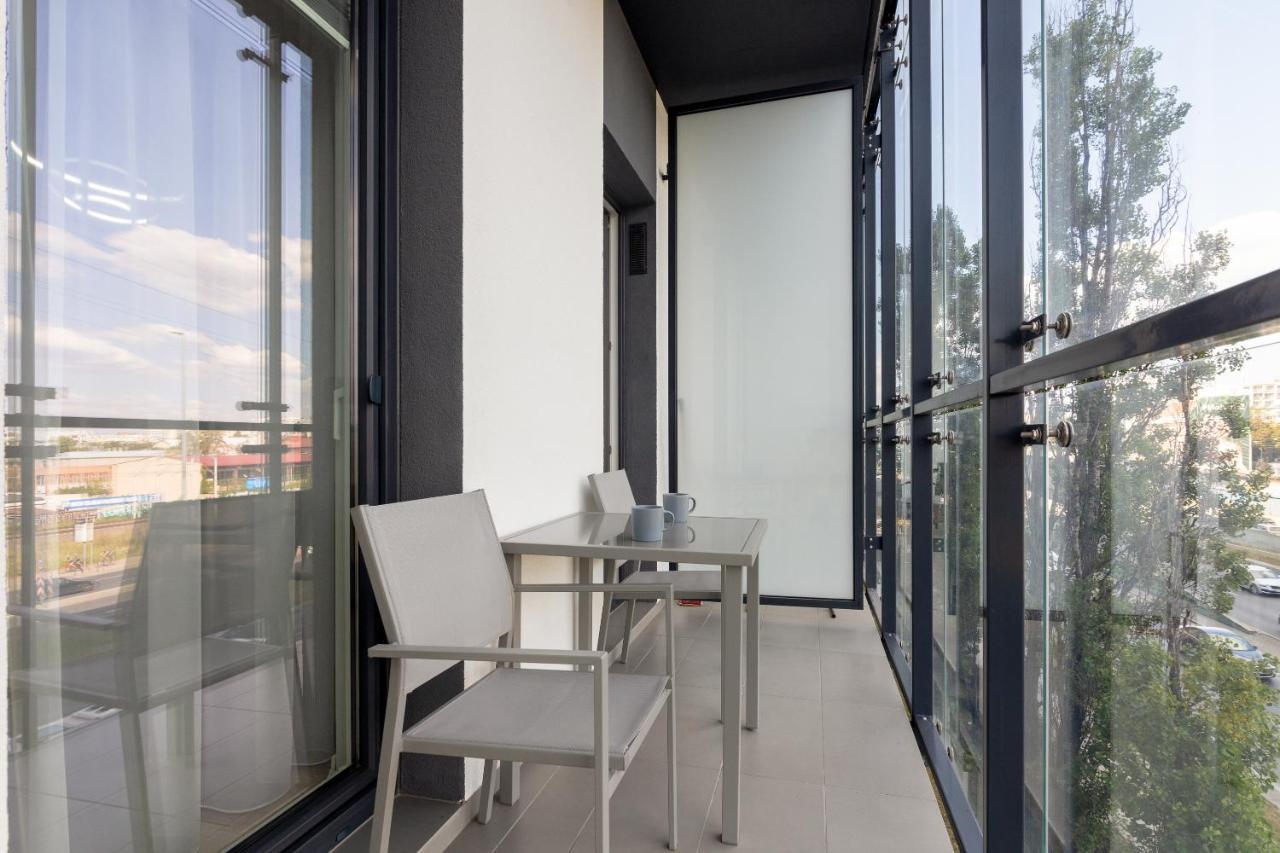 Yellow Sunset Studio Apartment Warsaw Ngoại thất bức ảnh