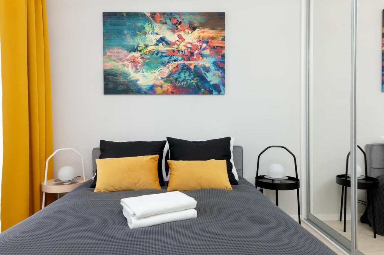 Yellow Sunset Studio Apartment Warsaw Ngoại thất bức ảnh